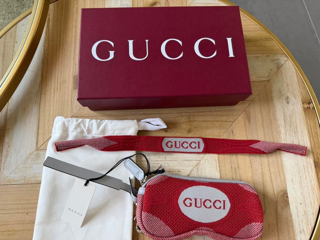 Nieuw Gucci zonnebril tas met koort voor de zonnebril, Sieraden, Tassen en Uiterlijk, Zonnebrillen en Brillen | Heren, Ophalen of Verzenden