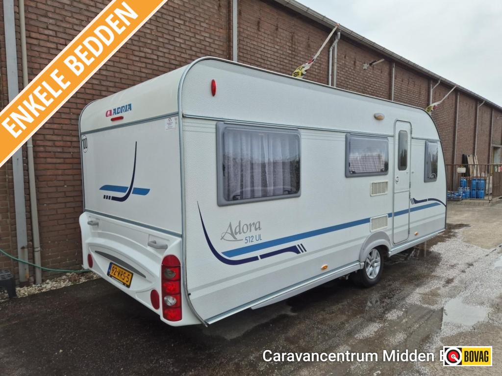 Adria Adora 512 UL APARTE BEDDEN, MOVER, Caravans en Kamperen, Rondzit, Bedrijf, Schokbreker, Adria