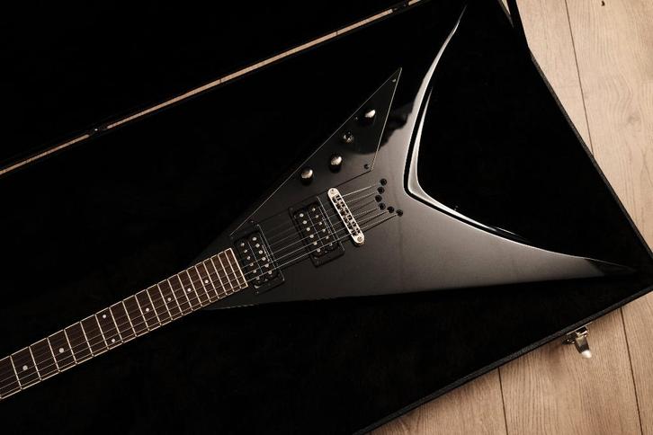 ESP LTD DV-200, Muziek en Instrumenten, Snaarinstrumenten | Gitaren | Elektrisch, Zo goed als nieuw, Solid body, Overige merken