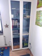 Billy Boekenkast met glazen deuren, Huis en Inrichting, Kasten | Boekenkasten, Ophalen of Verzenden