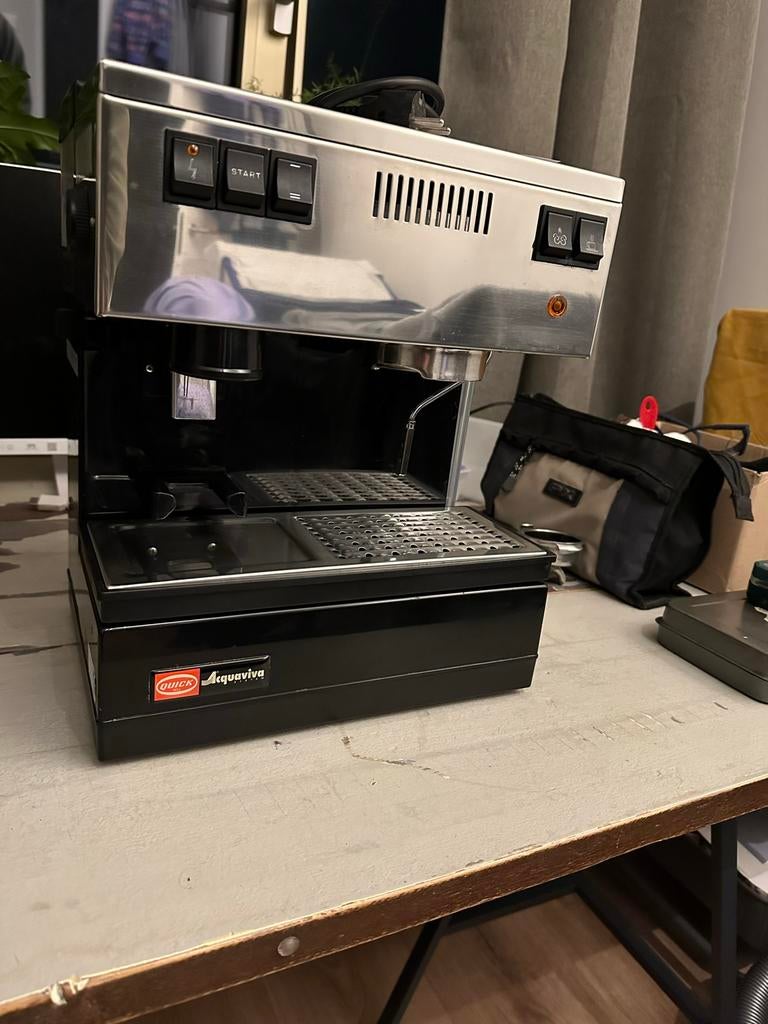 QuickMill 835 met koffiemolen, Ophalen, Espresso apparaat, Koffiebonen, Stoompijpje
