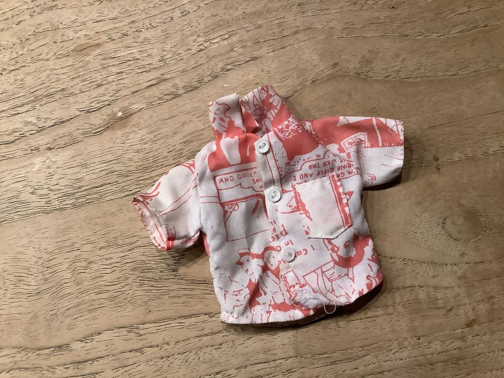 Barbie shirt, Ophalen of Verzenden, Gebruikt, Kleertjes