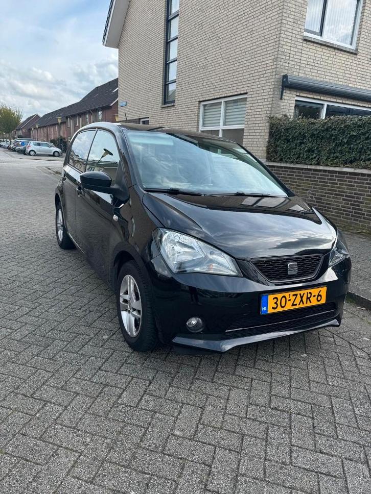 Seat Mii 1.0 5-Deurs 2012 Zwart, Auto's, Seat, Particulier, Mii, Benzine, A, Hatchback, Handgeschakeld, Geïmporteerd, Zwart, Beige