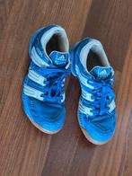 Zaal (hockey, volleybal gym) schoenen Adidas stabil maat 40, Sport en Fitness, Volleybal, Ophalen of Verzenden, Zo goed als nieuw