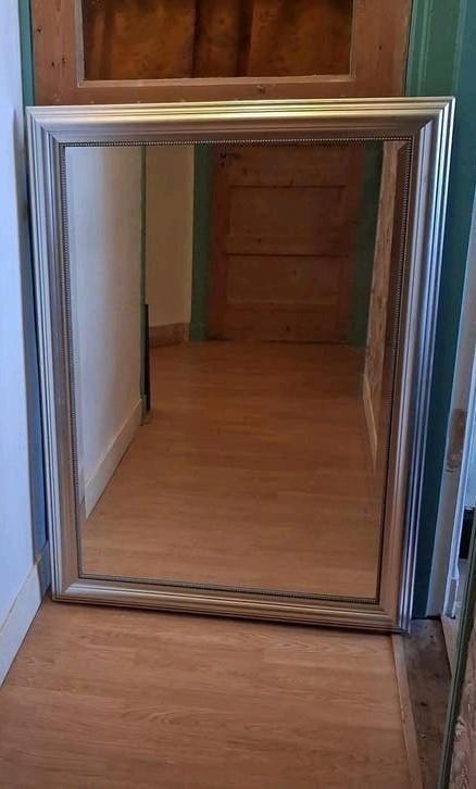 Ikea zilveren spiegel (Levanger), Huis en Inrichting, Woonaccessoires | Spiegels, Ophalen, Zo goed als nieuw, Rechthoekig