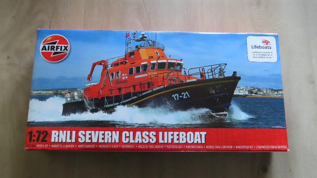 RNLI Severn Class Lifeboat Airfix 1/72, Ophalen of Verzenden, Nieuw, 1:50 tot 1:200, Airfix