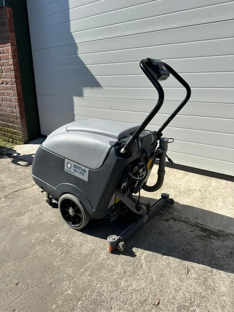 Nilfisk BA 410 Schrobzuigmachine, Ophalen, Overige typen