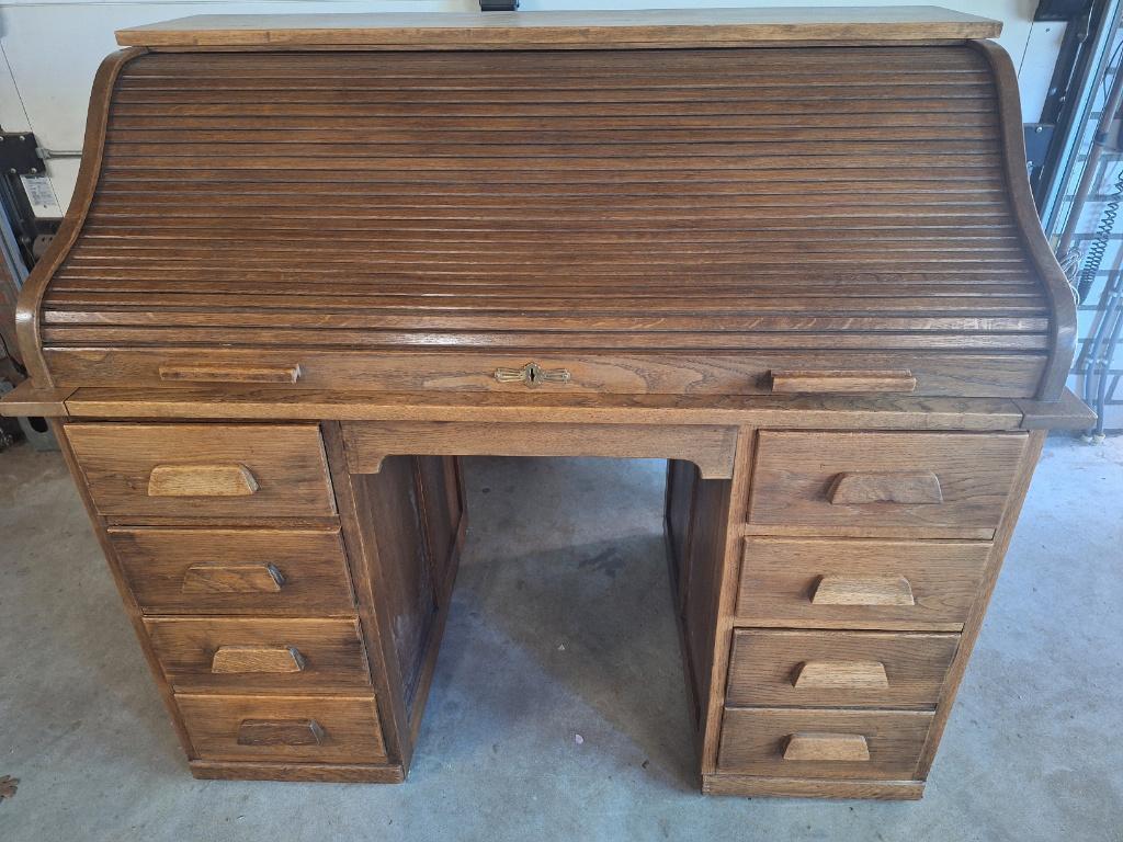 Antiek rolcilinder bureau, Ophalen