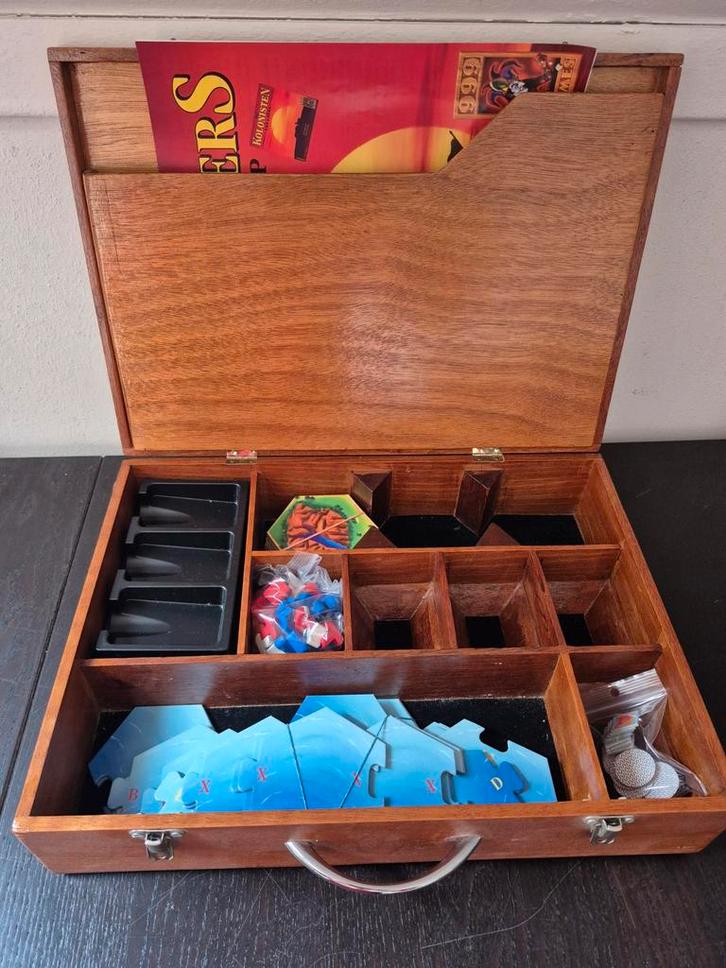 Houten Opbergkoffer voor De Kolonisten van Catan, Hobby en Vrije tijd, Gezelschapsspellen | Bordspellen, Gebruikt, Drie of vier spelers
