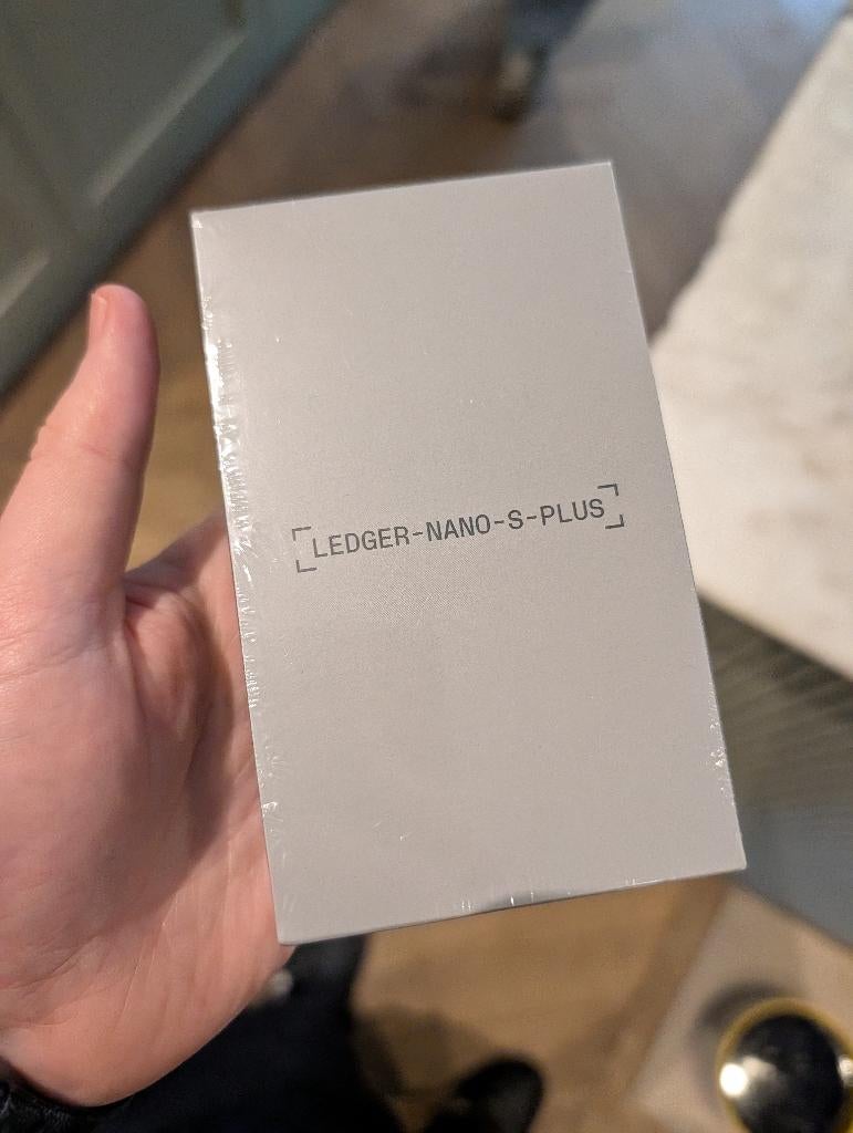 Ledger Nano S Plus - nieuw geseald in doos, Computers en Software, USB Sticks, Nieuw, Ophalen of Verzenden