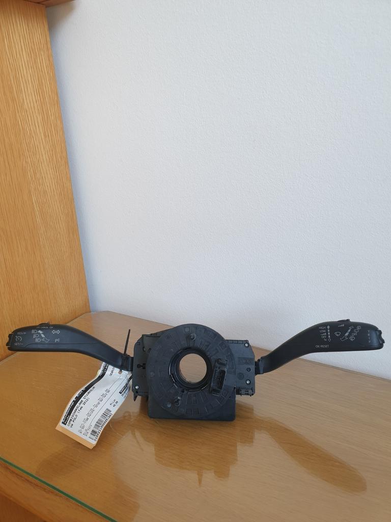 Stuurkolom combischakelaar Volkswagen Polo (feb 2012), Auto-onderdelen, Ophalen of Verzenden, Gebruikt, Volkswagen