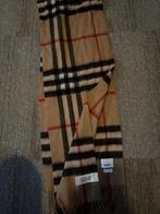 Burberry sjaal, Ophalen of Verzenden, Zo goed als nieuw, Meisje, Shirt of Longsleeve