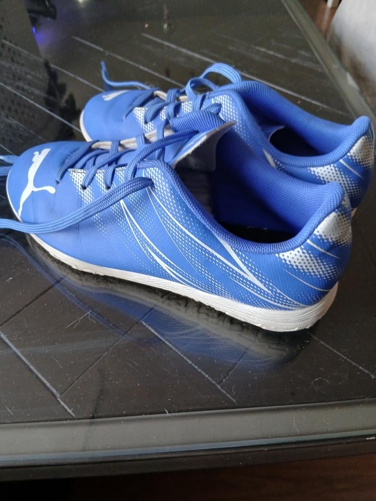 Puma Kids sportschoenen, Overige merken, Overige typen, Ophalen of Verzenden, Zo goed als nieuw
