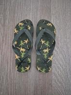 Teenslippers slippers groen hagedis mt 34, Ophalen, Jongen, Overige typen