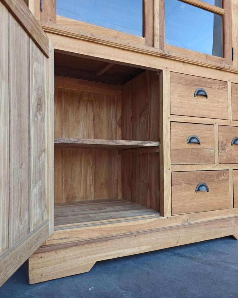 Massief teakhouten buffetkast | Grote winkelkast  #2725, Huis en Inrichting, Kasten | Buffetkasten, Niet ingevuld, Gebruikt, Met deur(en)