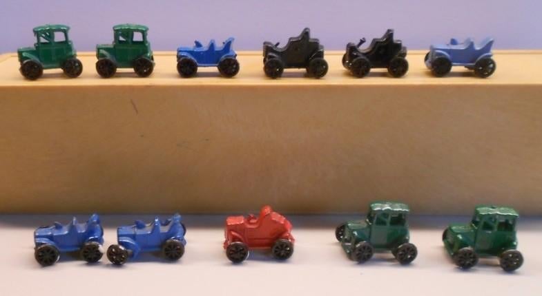 Metaal - Oldtimer uit 1976 = Kindersurprise / Ferrero, Ophalen of Verzenden, Zo goed als nieuw, Overige typen