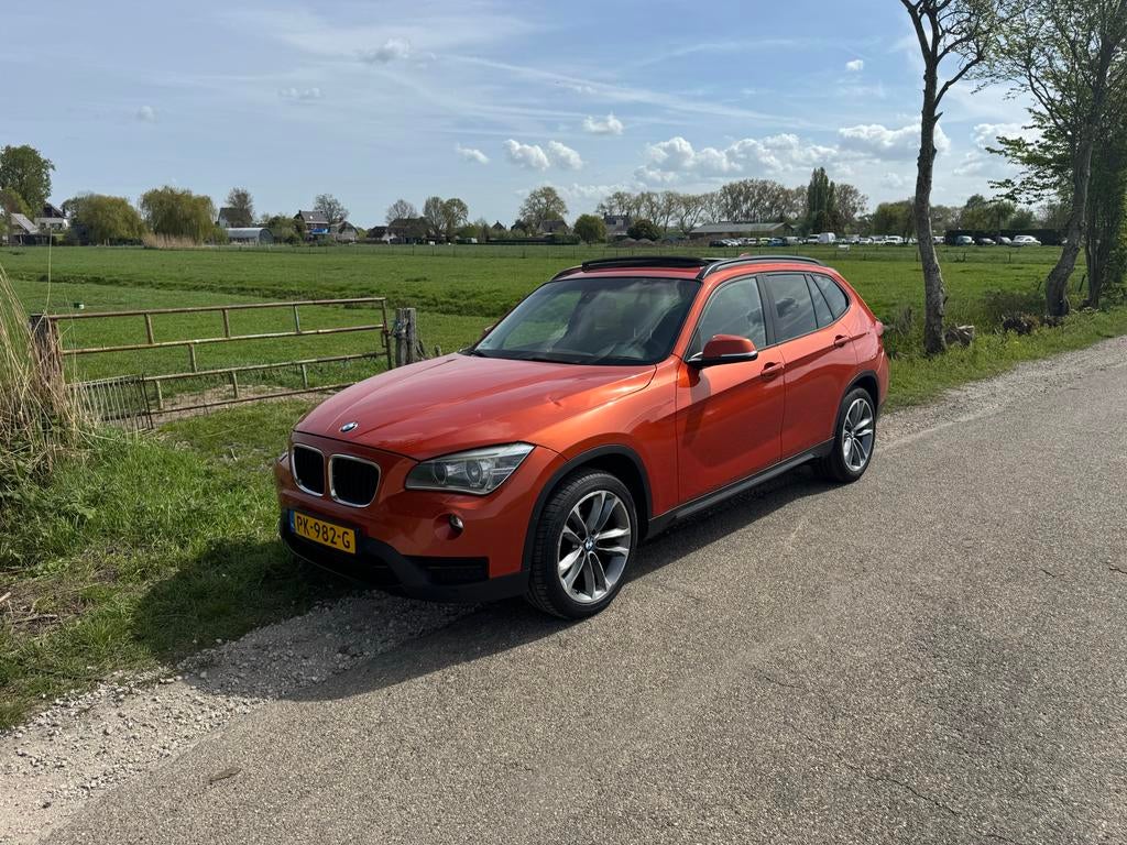 BMW X1 Xdrive 25d 218pk 2012. 297.000km nav/pano/ac/trekh, X1, 1995 cc, Zwart, 2000 kg