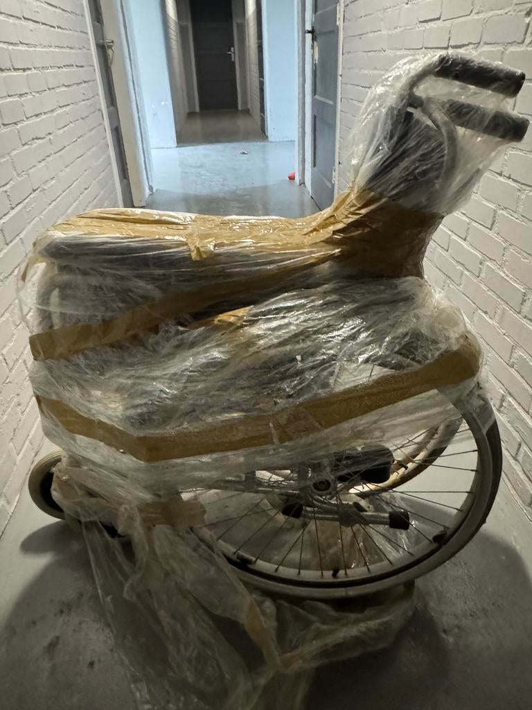 Rolstoel in goede conditie, Diversen, Rolstoelen, Gebruikt, Duwrolstoel, Inklapbaar, Ophalen