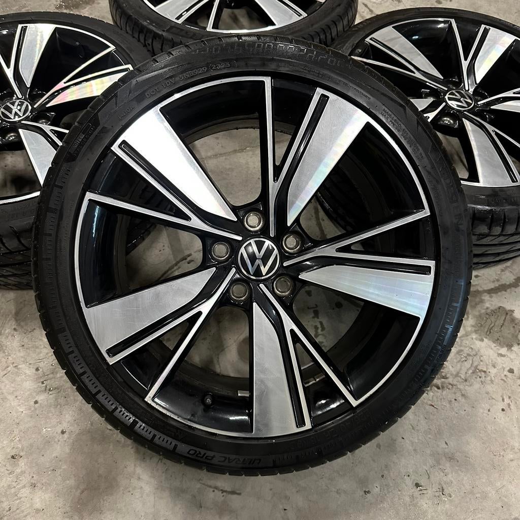 Originle vw golf 8 gteBakersfield velgen 18” inruil mogelijk, Auto-onderdelen, Banden en Velgen, 18 inch, Gebruikt, Banden en Velgen