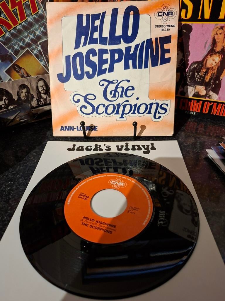 The Scorpions - Hello Josephine / Ann-Louise 7 inch 1975, Ophalen of Verzenden, Gebruikt, Overige formaten, Rock-'n-Roll