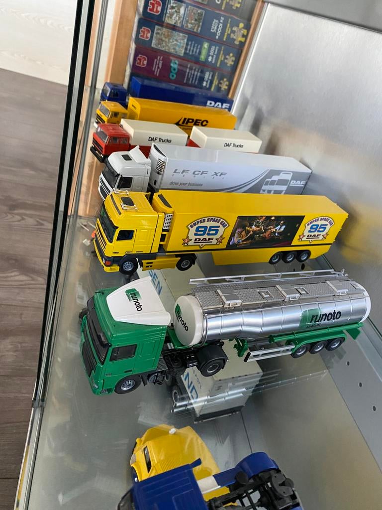 Diversen DAF’s, Hobby en Vrije tijd, Modelauto's | 1:50, Ophalen of Verzenden, Bus of Vrachtwagen, Overige merken