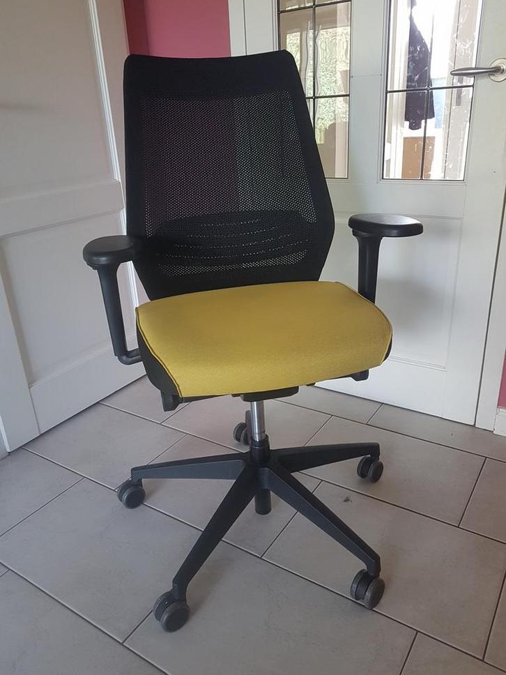 Professionele bureaustoel. Merk: Interstuhl, Huis en Inrichting, Bureaustoelen, Zo goed als nieuw, Bureaustoel, Zwart, Ergonomisch