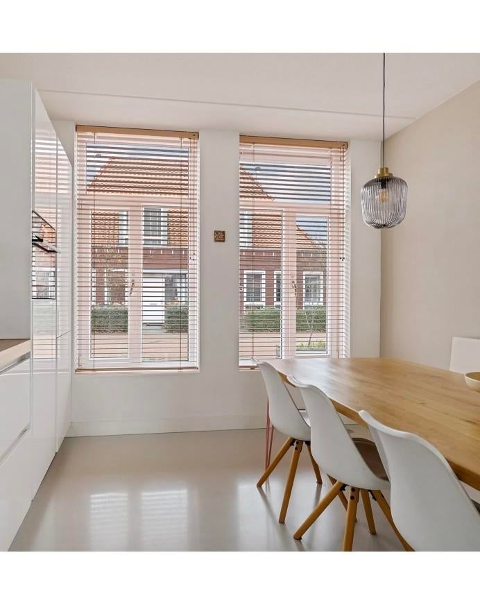 Luxaflex Jaloezieën (van het orginele merk Luxaflex), Bruin, 200 cm of meer, Zo goed als nieuw, Modern, Natuurlijk, Houtlook