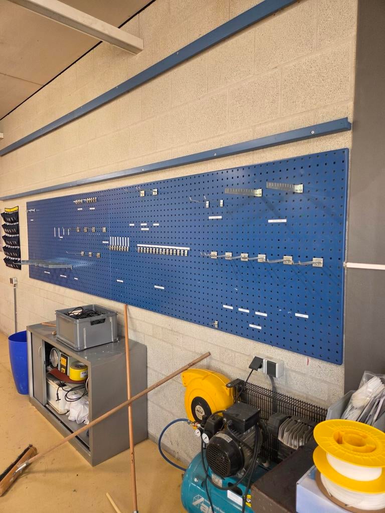 gereedschap borden compleet, Ophalen