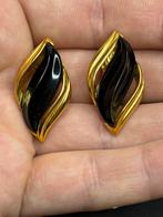 Trifari Een zeer zeldzaam en prachtig paar vintage oorbellen, Sieraden, Tassen en Uiterlijk, Ophalen of Verzenden, Zo goed als nieuw
