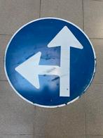 verkeersbord linksaf of rechtdoor RVV D061, Ophalen, Gebruikt
