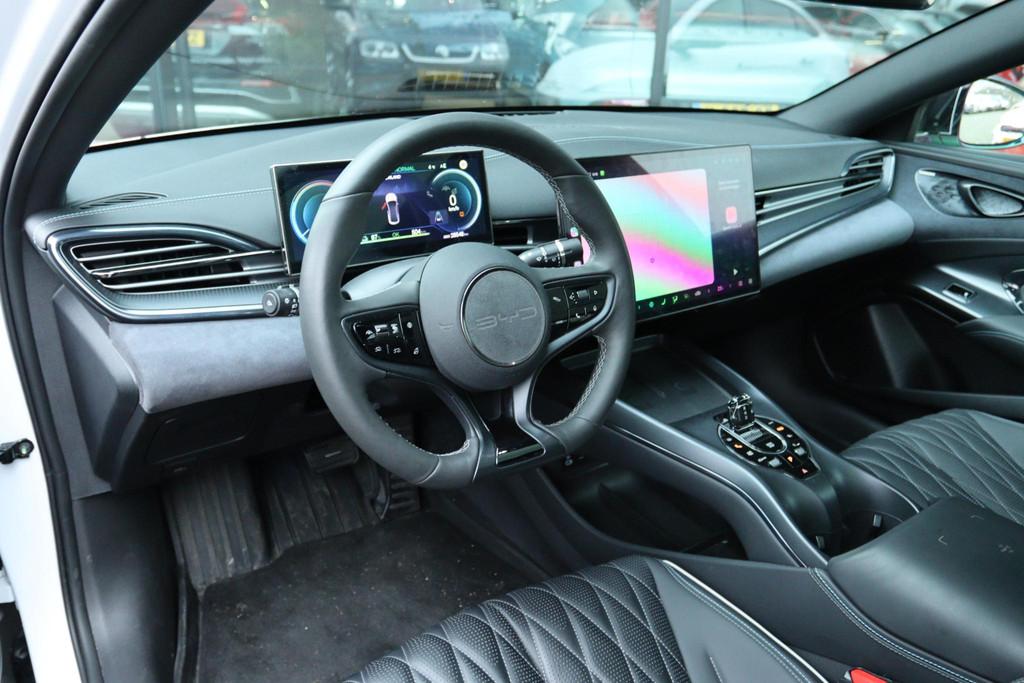 BYD SEAL DESIGN RWD 82.5 KWH | PANO | 360 CAMERA | DYNAUDIO, Auto's, BYD, Automaat, Achterwielaandrijving, Zwart, Wit