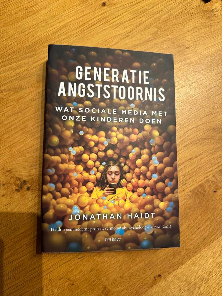 Generatie Angststoornis - Jonathan Haidt (vrijwel nieuw), Ophalen of Verzenden, Zo goed als nieuw