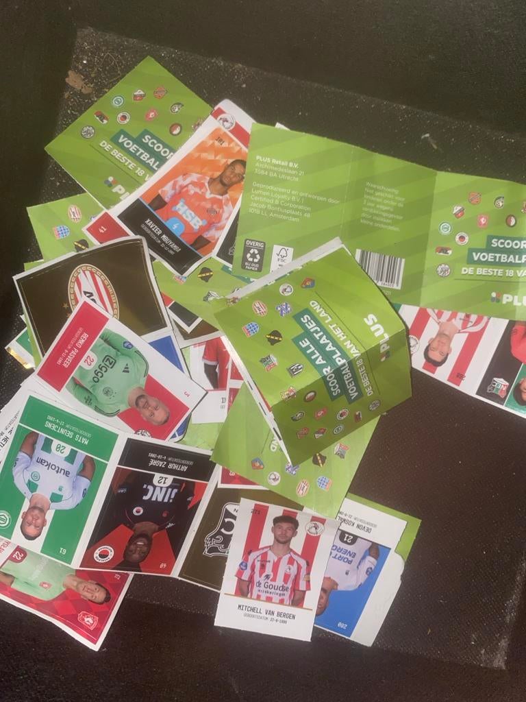 Plus Voetbalplaatjes - Diverse Clubs, Verzamelen, Ophalen, Gebruikt, Overige binnenlandse clubs, Poster, Plaatje of Sticker