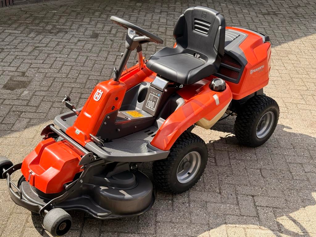 Husqvarna R213C zitmaaier, Tuin en Terras, Grasmaaiers, Ophalen, Cirkelmaaier, Mulchfunctie, Zo goed als nieuw