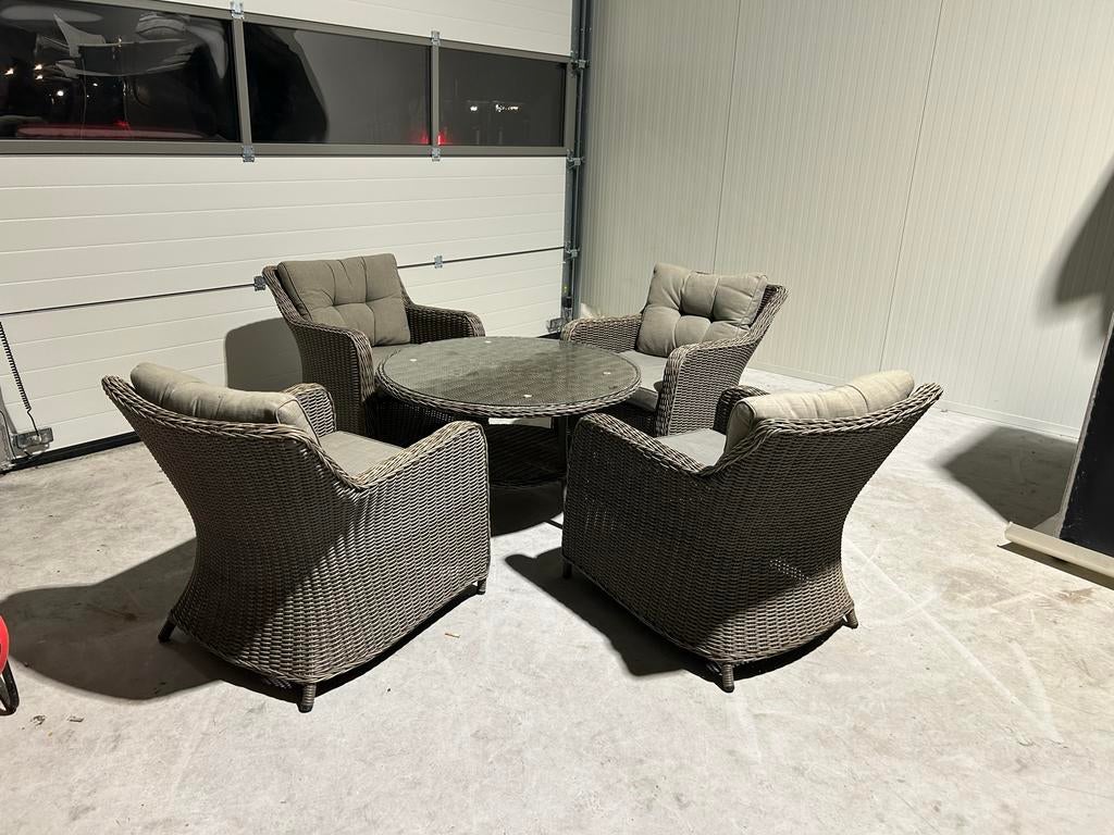 Prachtige 4Seasons tuinset van gevlochten riet, Tuin en Terras, Tuinsets en Loungesets, 4 zitplaatsen, Eettafel, Rotan, .