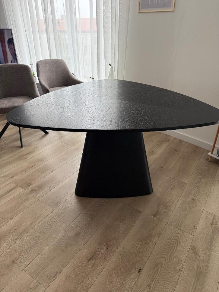 Eettafel Goossens Eikenhout triangel, Huis en Inrichting, Tafels | Eettafels, Zo goed als nieuw, 100 tot 150 cm, 100 tot 150 cm