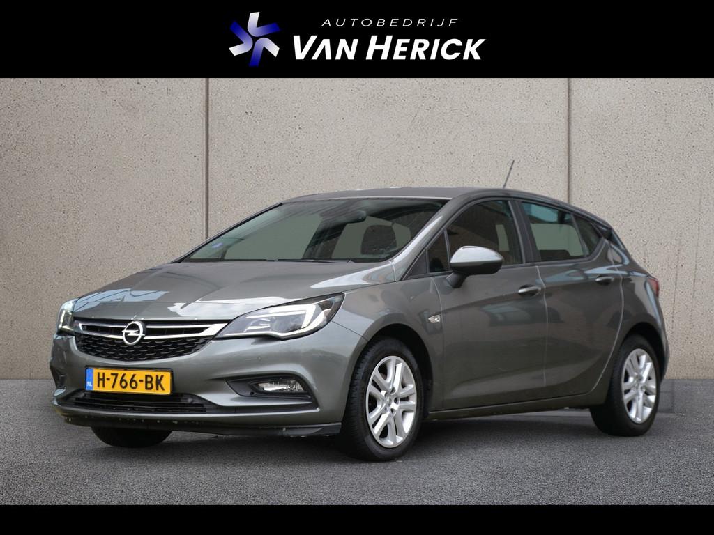 Opel Astra 1.4 Turbo 120 Jaar Edition 150PK | Winterpakket |, Auto's, Stof, Gebruikt, 150 pk, 620 kg