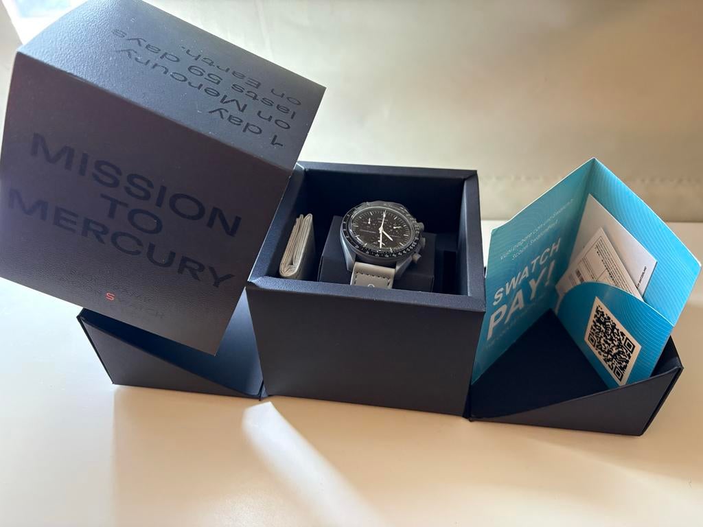 Swatch x Omega Moonswatch Mission to Mercury, Sieraden, Tassen en Uiterlijk, Horloges | Heren, Kunststof, Polshorloge, Ophalen of Verzenden