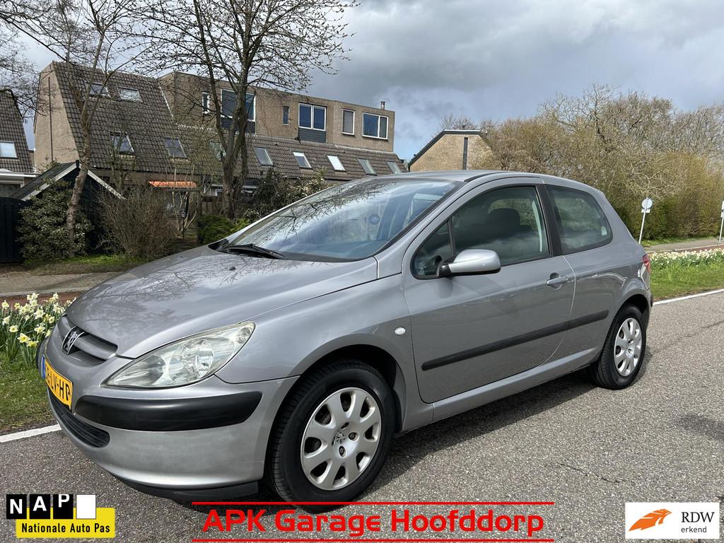 Peugeot 307 AUTOMAAT Airco 119000 km Peugeot 307 1.6-16V XS, Stof, Gebruikt, 4 cilinders, Origineel Nederlands