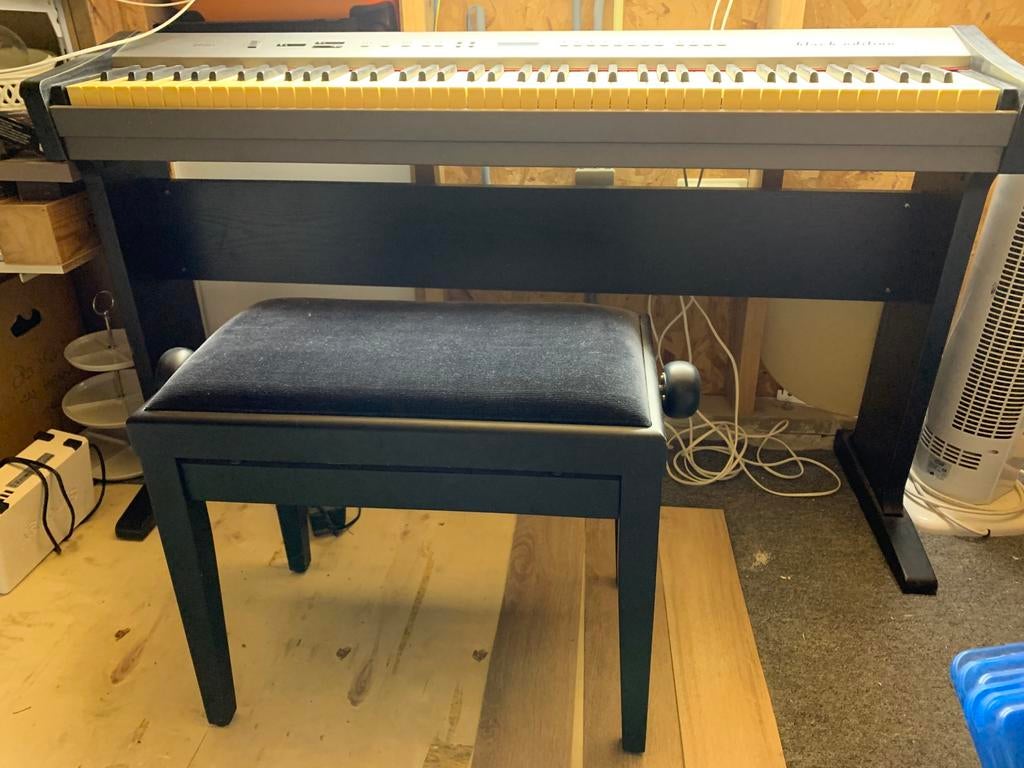 Piano DP201 black edition met kruk, Muziek en Instrumenten, Piano's, Ophalen, Gebruikt, Zwart, Overige typen