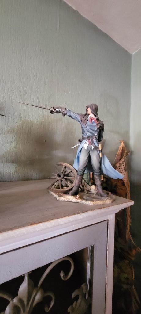 Assassin's creed- unity > Arno figurine, Ophalen of Verzenden, Zo goed als nieuw