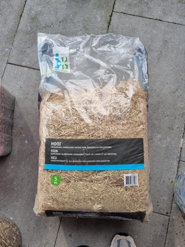 Hooi voor knaagdieren, Ophalen