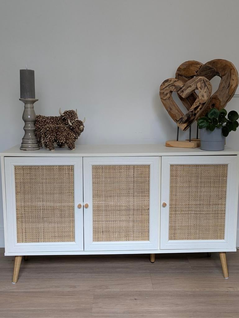 Leuk dressoir 120x39x70 cm met gebruikerssporen, Huis en Inrichting, Kasten | Dressoirs, Ophalen, 100 tot 150 cm, 25 tot 50 cm