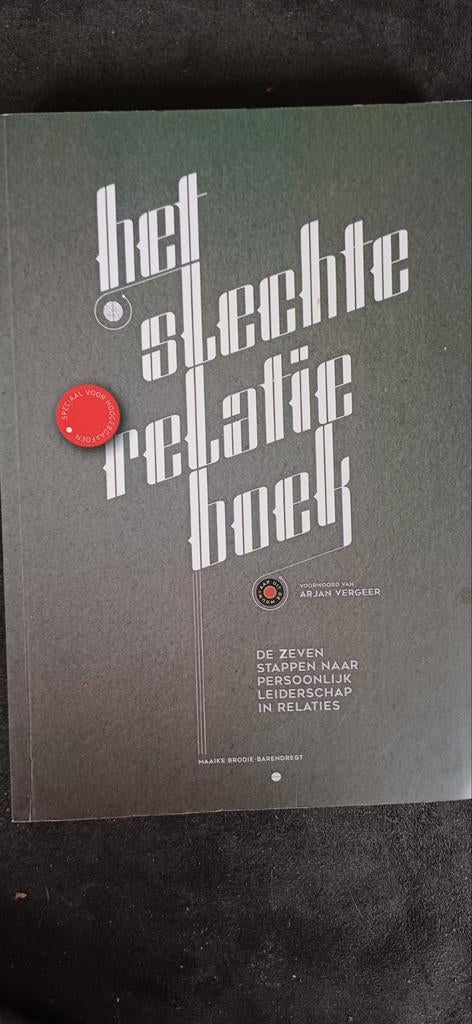 Het slechte relatieboek- Maaike Brodie, Boeken, Psychologie, Ophalen of Verzenden, Gelezen
