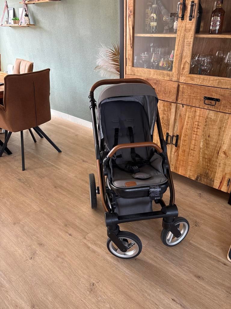 Mutsy Nio Kinderwagen compleet, Kinderen en Baby's, Buggy's, Ophalen, Gebruikt, Maxi-Cosi