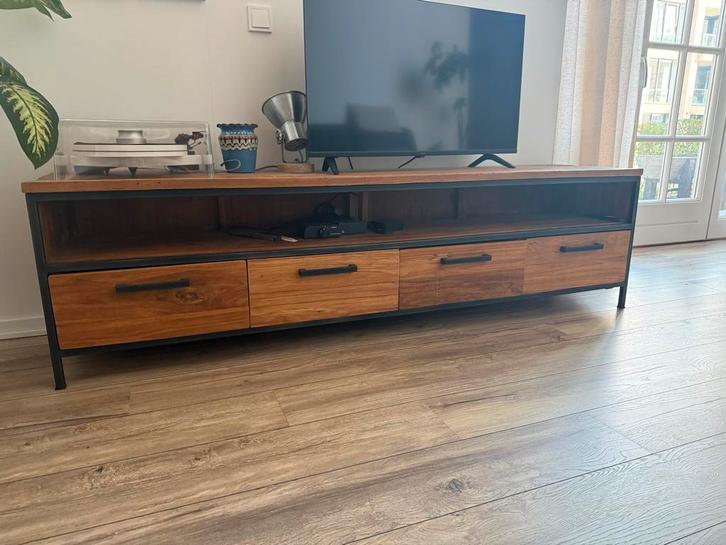 Teak houten tv meubel Romaro - Pronto Wonen, Huis en Inrichting, Kasten | Televisiemeubels, Gebruikt, Minder dan 100 cm, 200 cm of meer
