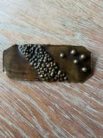 Oude design broche van messing, Ophalen of Verzenden, Zo goed als nieuw, Goud, Overige materialen