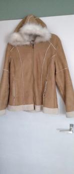 Retro Damesjas met Bontkraag - Maat 42, Kleding | Dames, Jassen | Winter, Beige, Maat 42/44 (L), Gedragen, Odd & Even