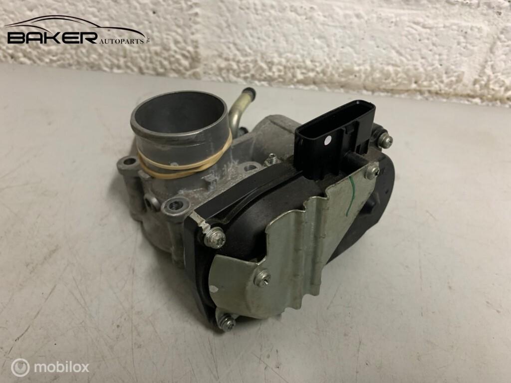 Gasklephuis Mitsubishi Space Star II ('13-'18) 40004, Gebruikt, Mitsubishi, Ophalen of Verzenden, Mitsubishi