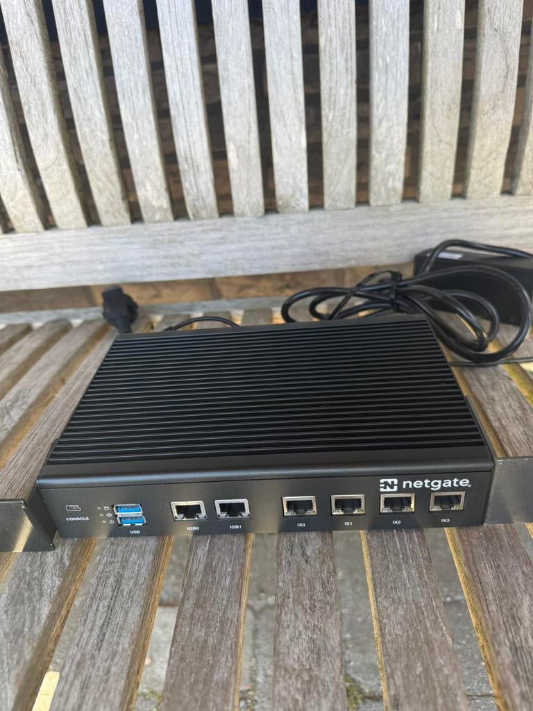 Netgate SG-5100 Firewall Desktop PF Sense, Verzenden, Zo goed als nieuw